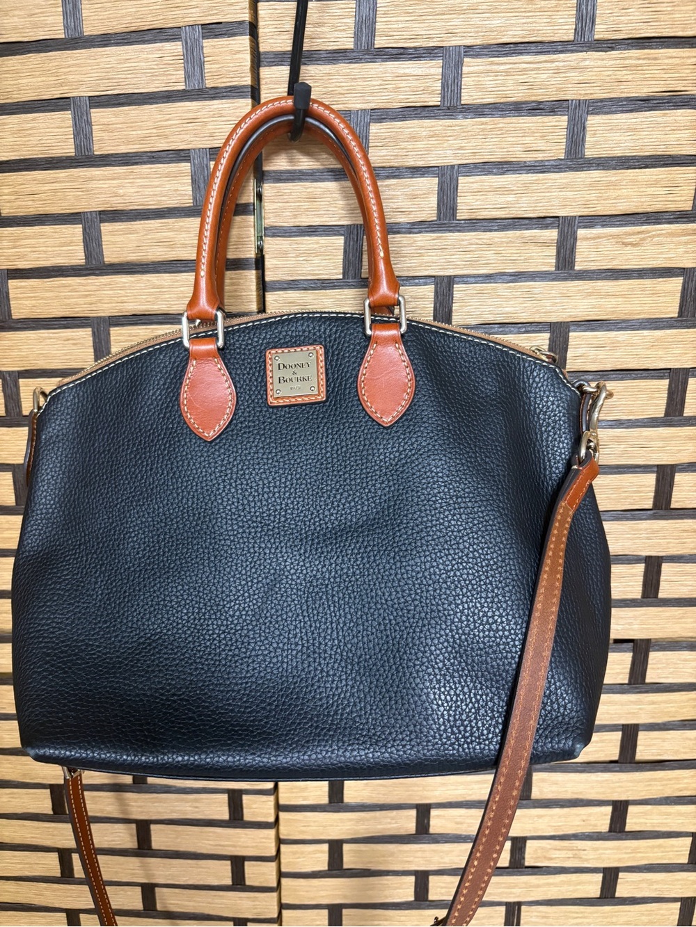 Dooney & bourke black Pebble grain leather satchel